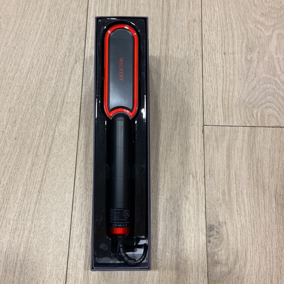 Electric Straightener Brush - Picture 2 of 4